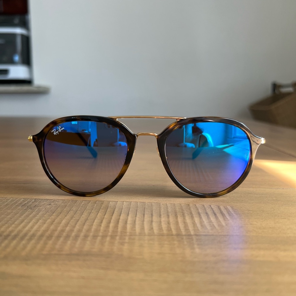 Ray-Ban Tortoise Frame with Reflective Blue Lenses